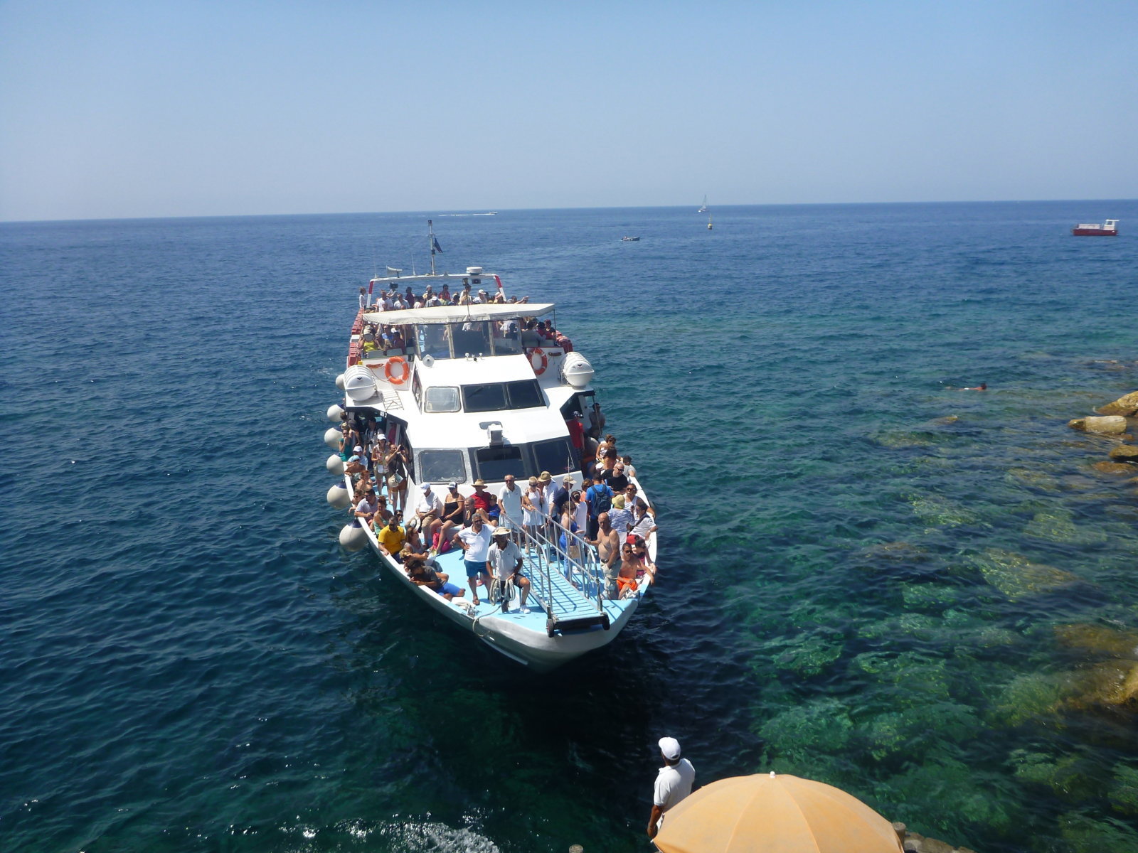 Ferry boat cinque terre - Follow Your Detour